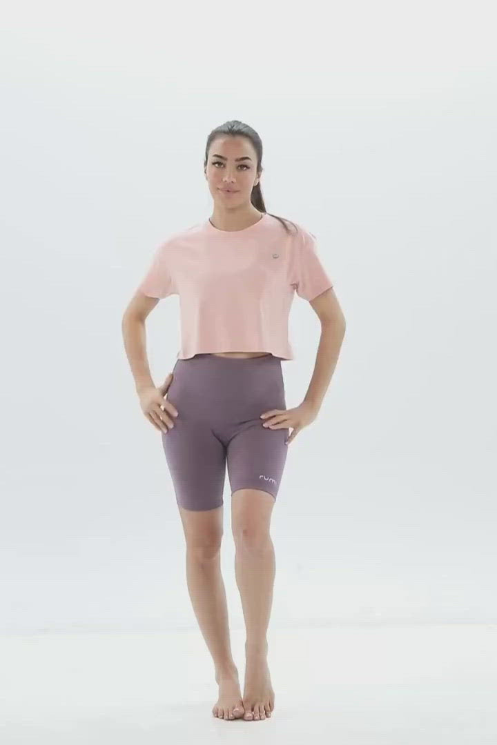 Rumi Earth Moon Tee Cropped Crew Neck - Light Coral 3